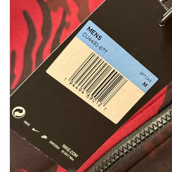 Nike Tech Fleece Tracksuit Red Camo Hoodie Size M - DQ4956-070 - Picture 6 of 14